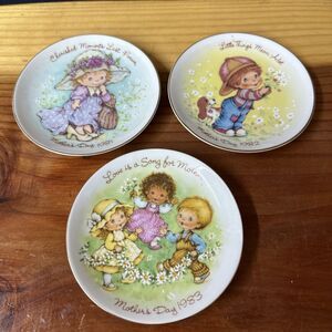 Set Of 3 Avon Mothers Day Plates 1981 1982 1983 5" Plates